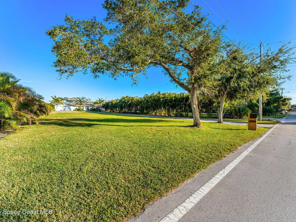 2898 Newfound Harbor Drive, Merritt Island, FL 32952