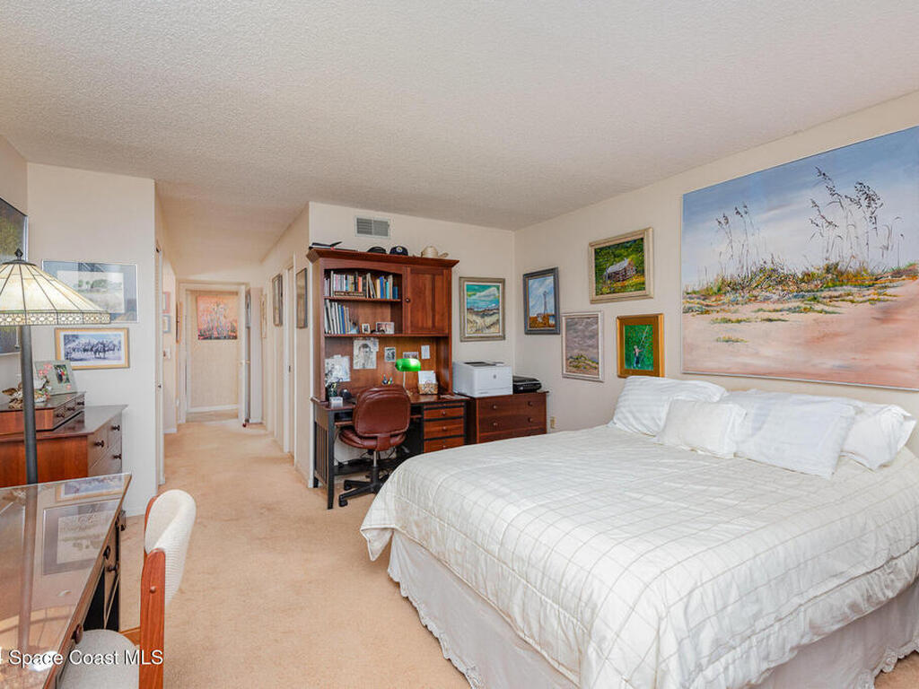 200 S Banana River Boulevard, Cocoa Beach, FL 32931