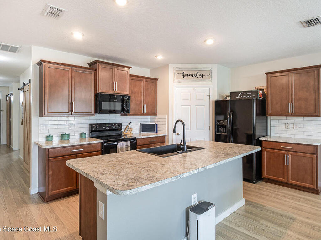 415 Moray Drive, Palm Bay, FL 32908