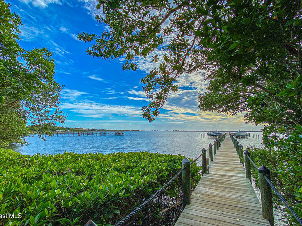 5601 Sea Lavender Place, Melbourne Beach, FL 32951