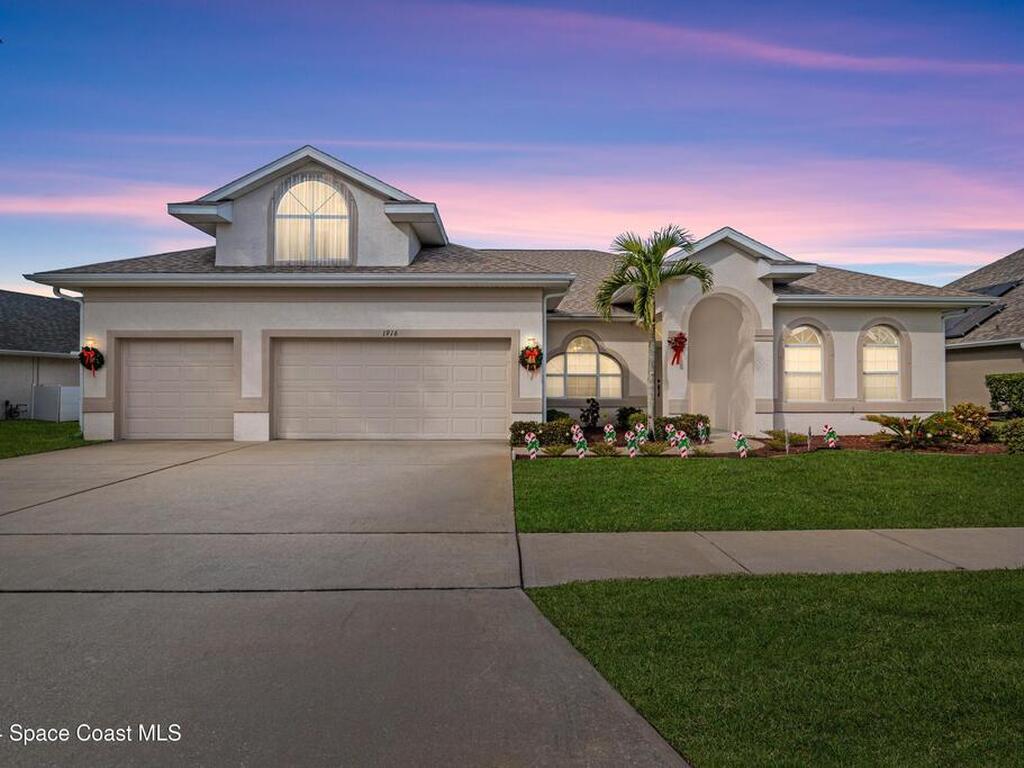 1916 Fabien Circle, Melbourne, FL 32940