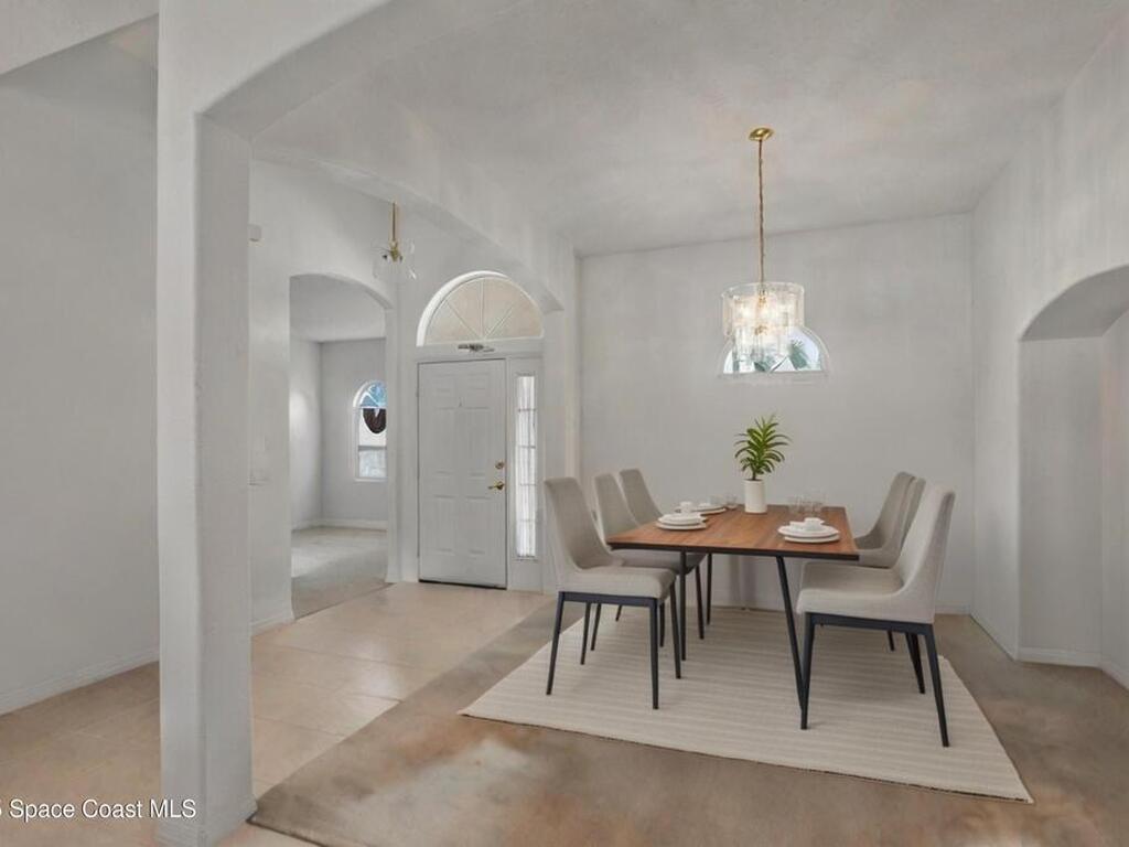 1916 Fabien Circle, Melbourne, FL 32940