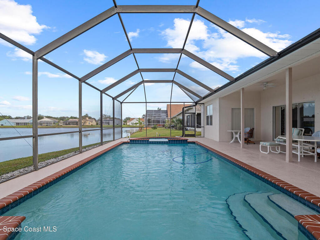 1916 Fabien Circle, Melbourne, FL 32940