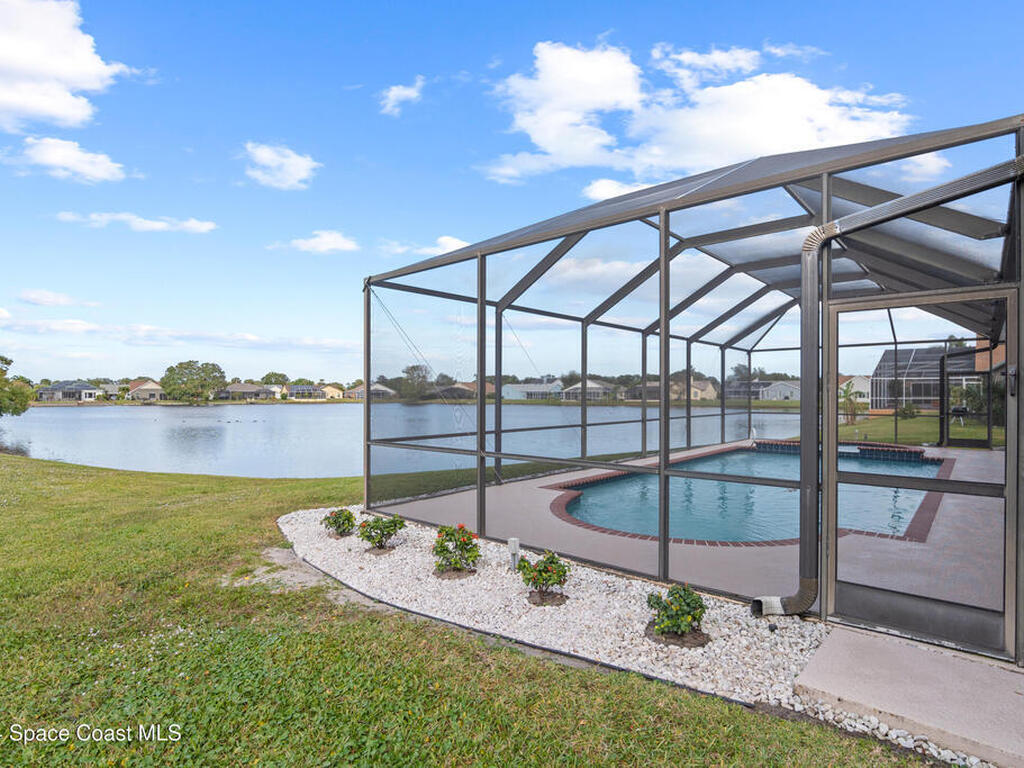1916 Fabien Circle, Melbourne, FL 32940