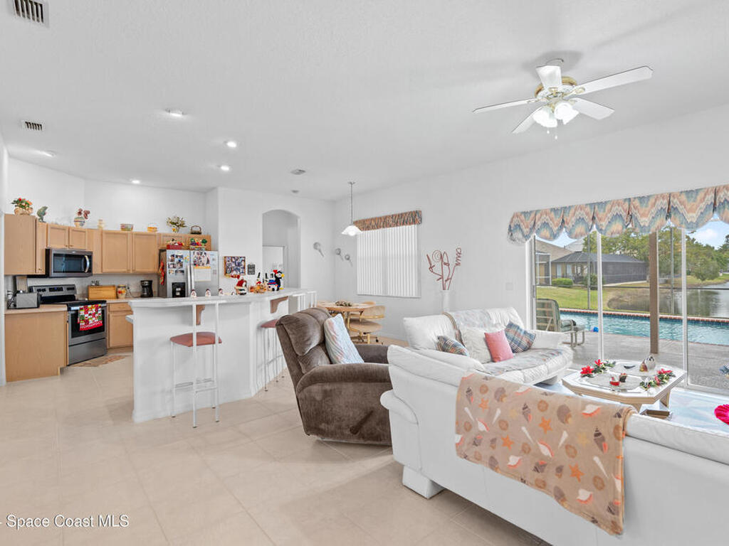1916 Fabien Circle, Melbourne, FL 32940