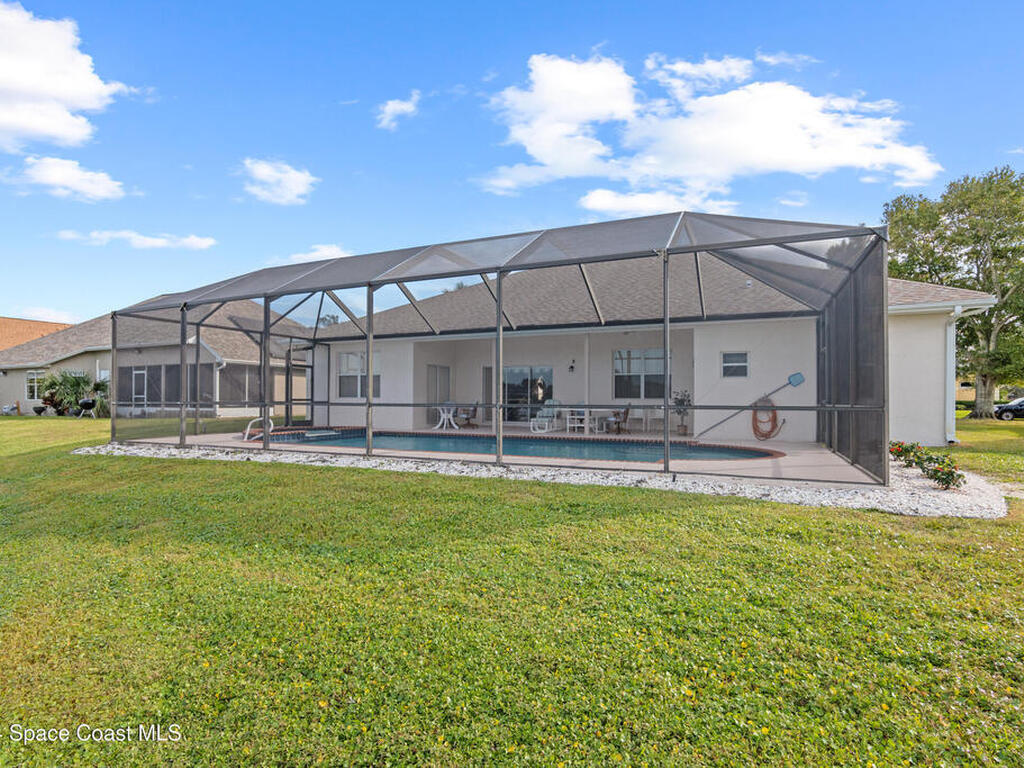 1916 Fabien Circle, Melbourne, FL 32940