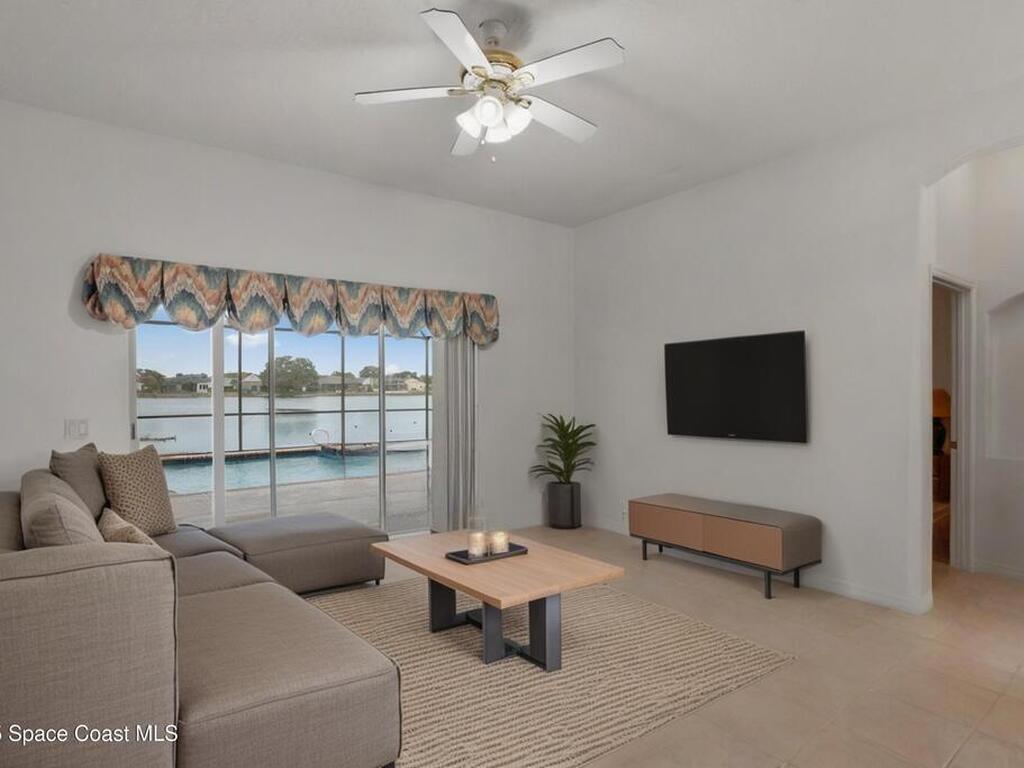 1916 Fabien Circle, Melbourne, FL 32940