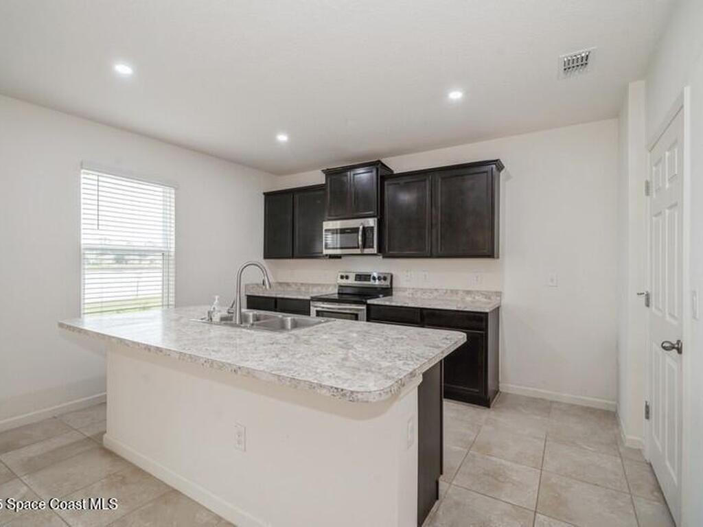 422 Moray Drive, Palm Bay, FL 32908