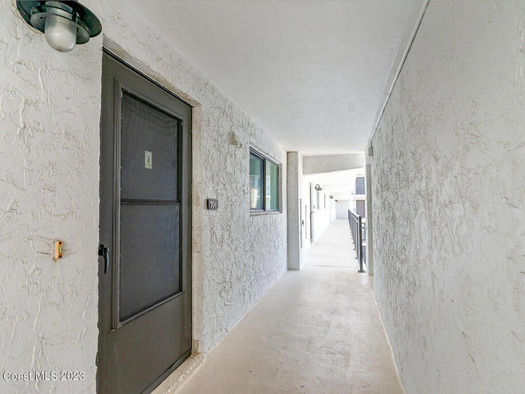 650 N Atlantic Avenue, Cocoa Beach, FL 32931