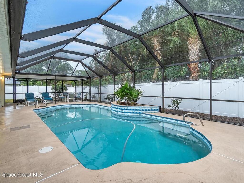 417 1st Avenue, Indialantic, FL 32903