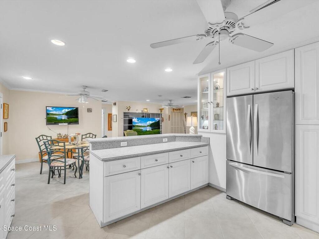 417 1st Avenue, Indialantic, FL 32903