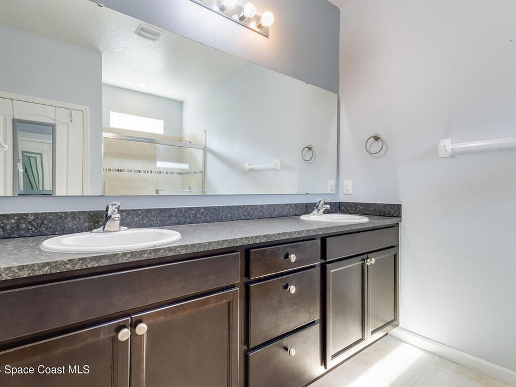 2342 Planter Ridge Court, Palm Bay, FL 32909