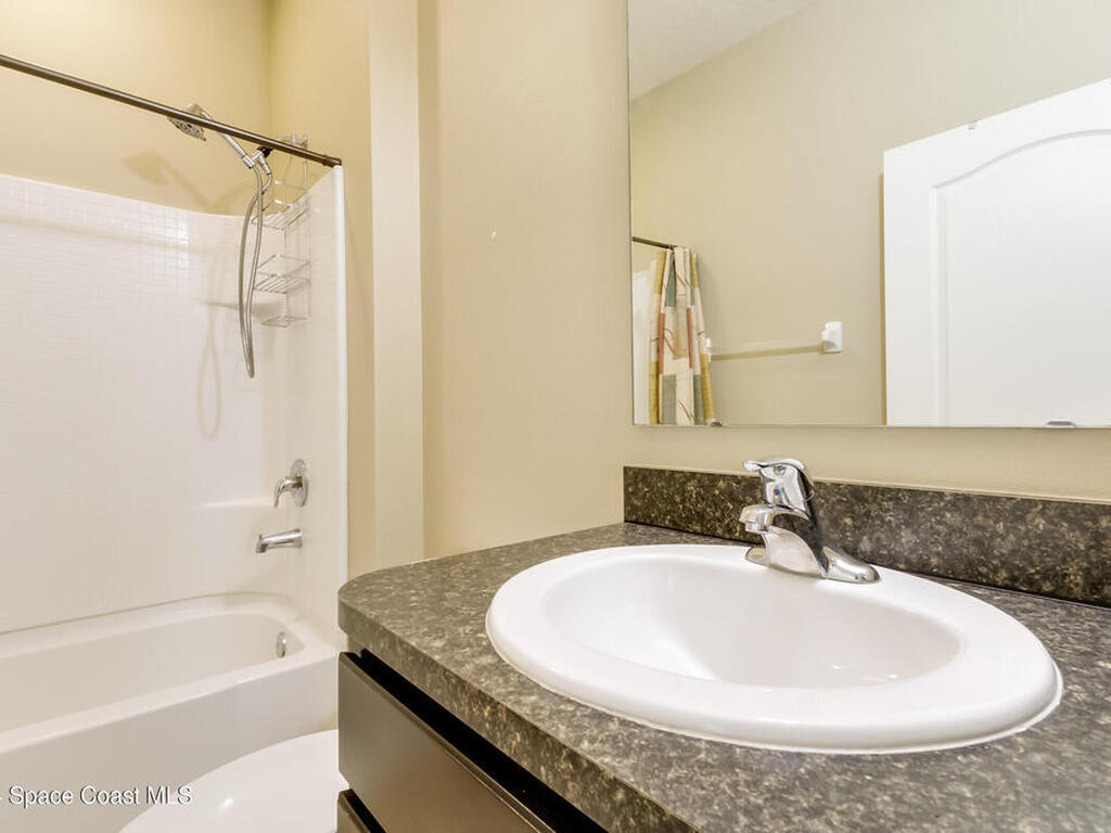 2342 Planter Ridge Court, Palm Bay, FL 32909