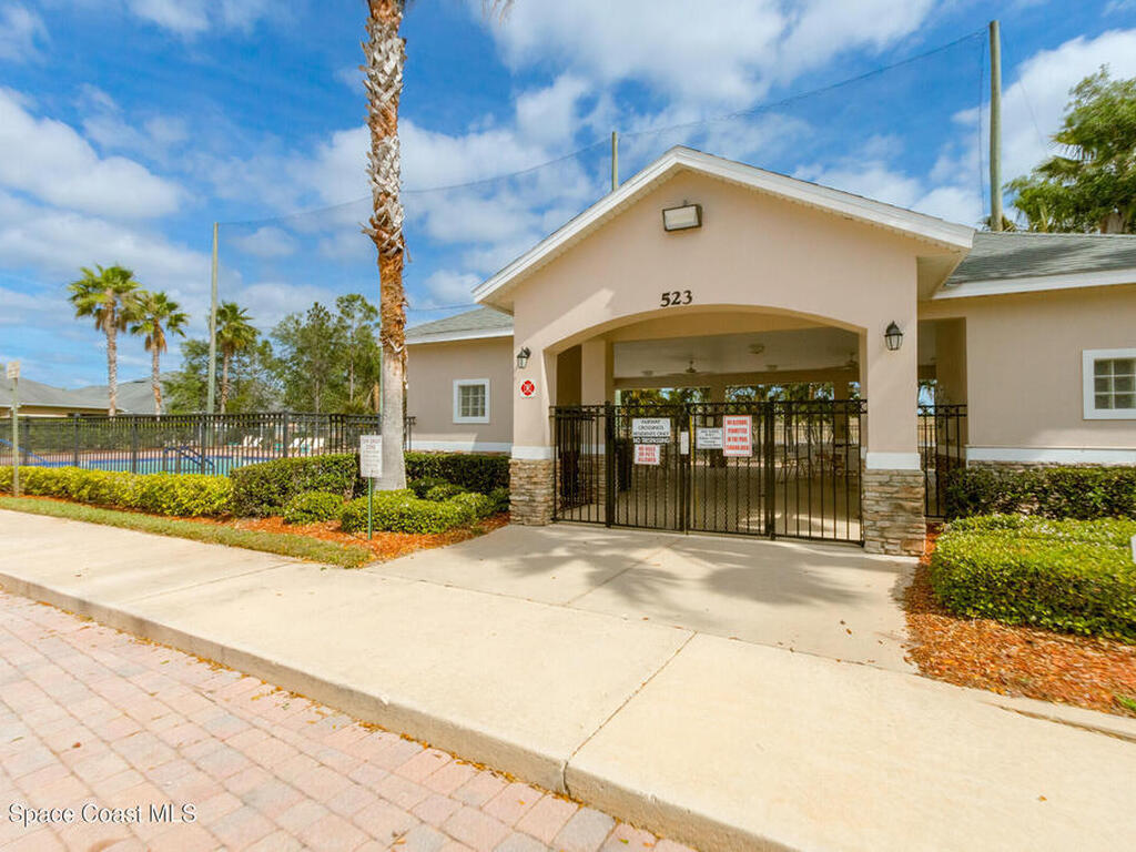 2342 Planter Ridge Court, Palm Bay, FL 32909