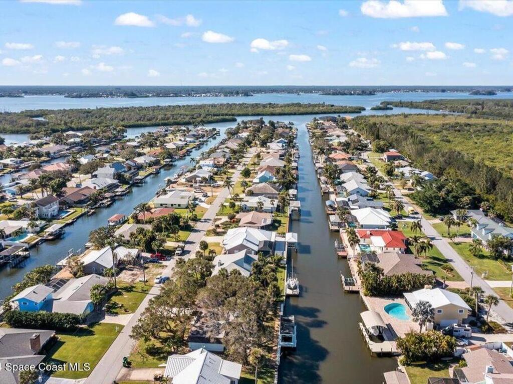 322 Arrowhead Lane, Melbourne Beach, FL 32951