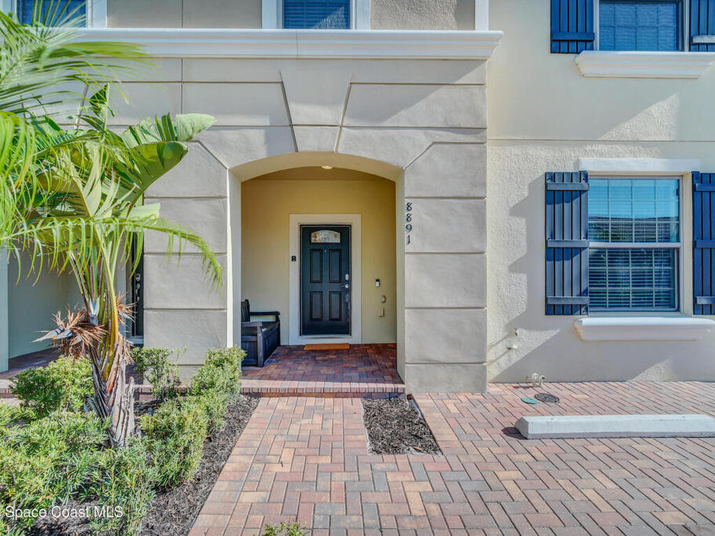 8891 Geneve Court, Kissimmee, FL 34747