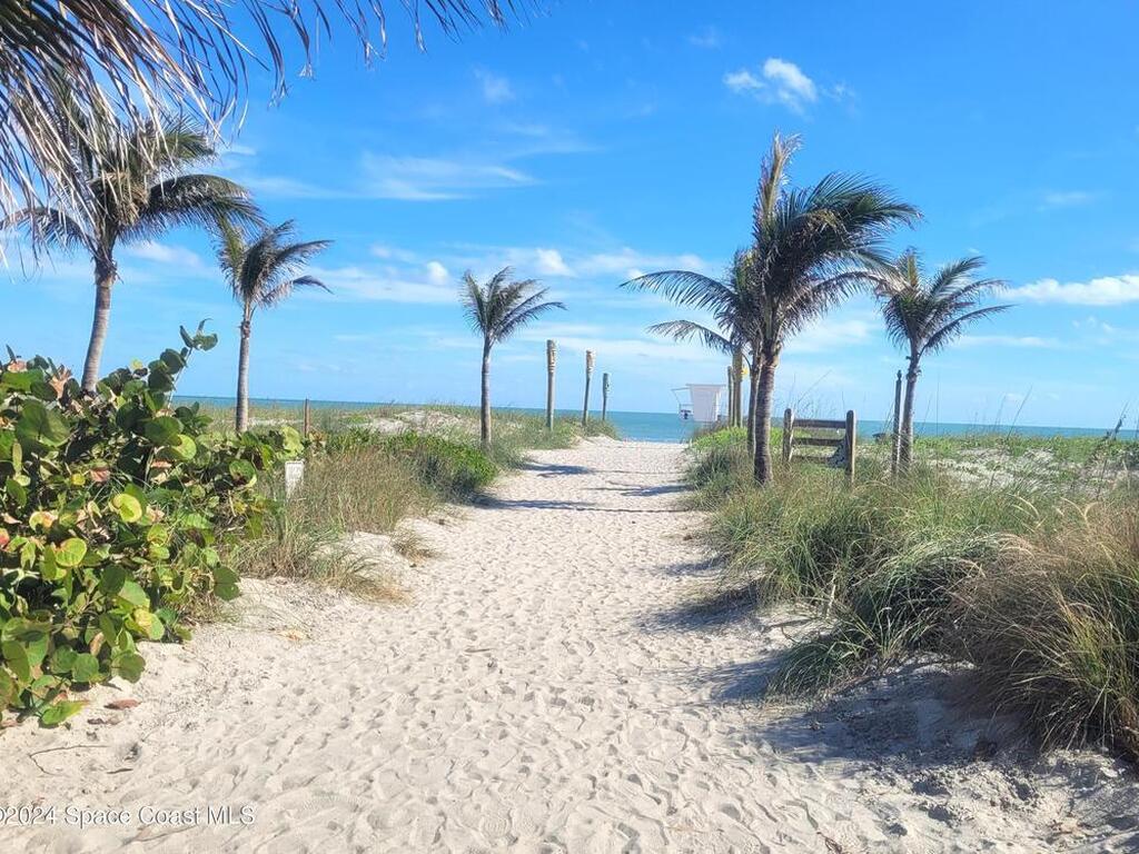 320 S Brevard Avenue, Cocoa Beach, FL 32931
