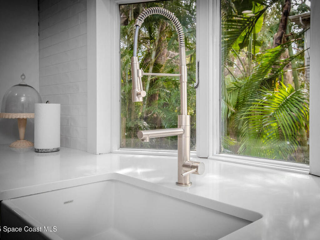 5925 Riverside Drive, Melbourne Beach, FL 32951