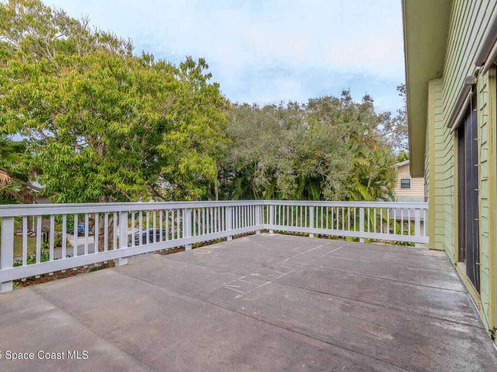 5925 Riverside Drive, Melbourne Beach, FL 32951