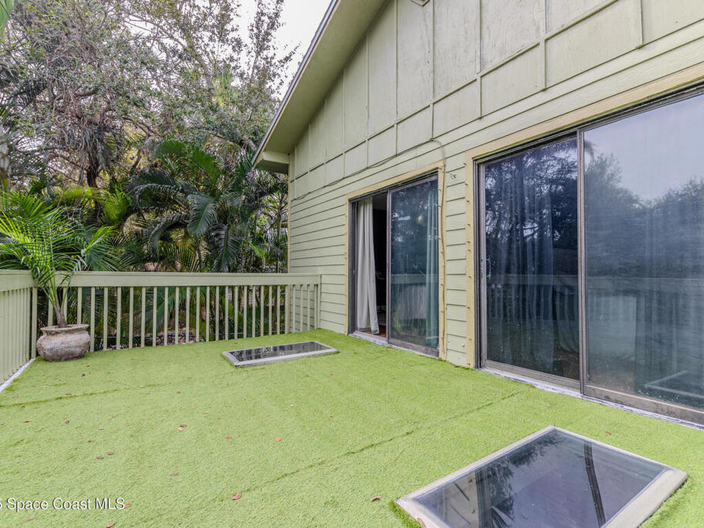 5925 Riverside Drive, Melbourne Beach, FL 32951