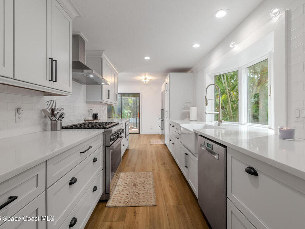 5925 Riverside Drive, Melbourne Beach, FL 32951