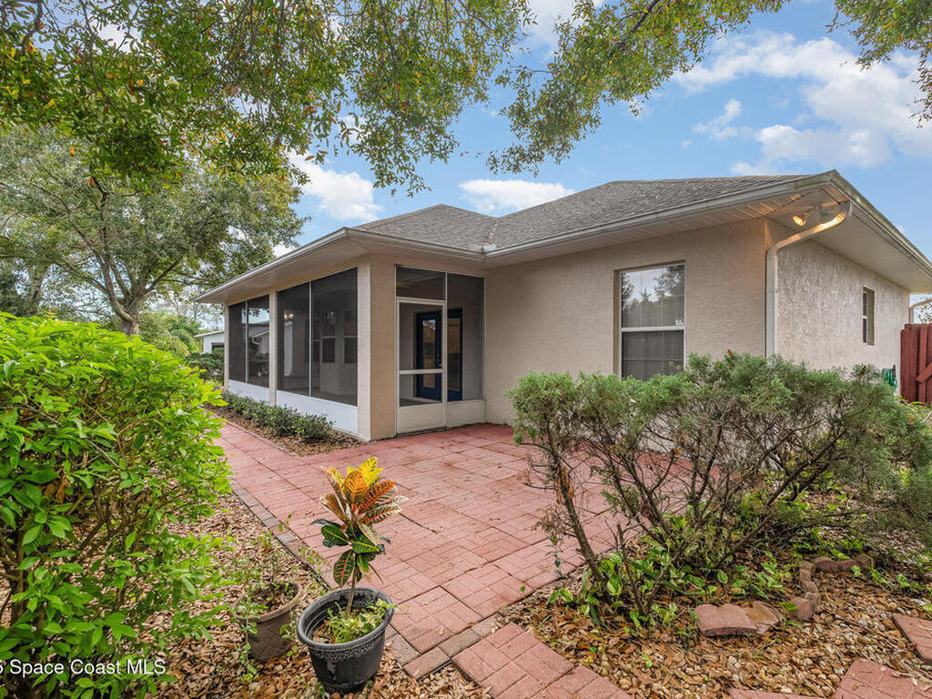 833 Parkwood Avenue, Titusville, FL 32796