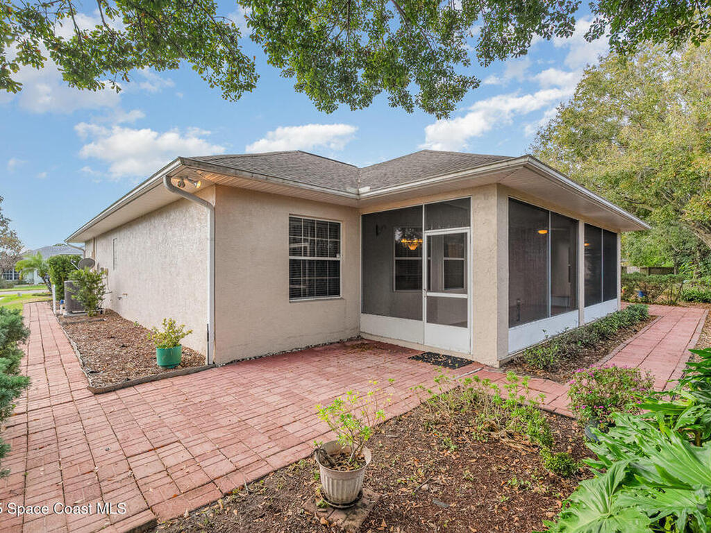 833 Parkwood Avenue, Titusville, FL 32796
