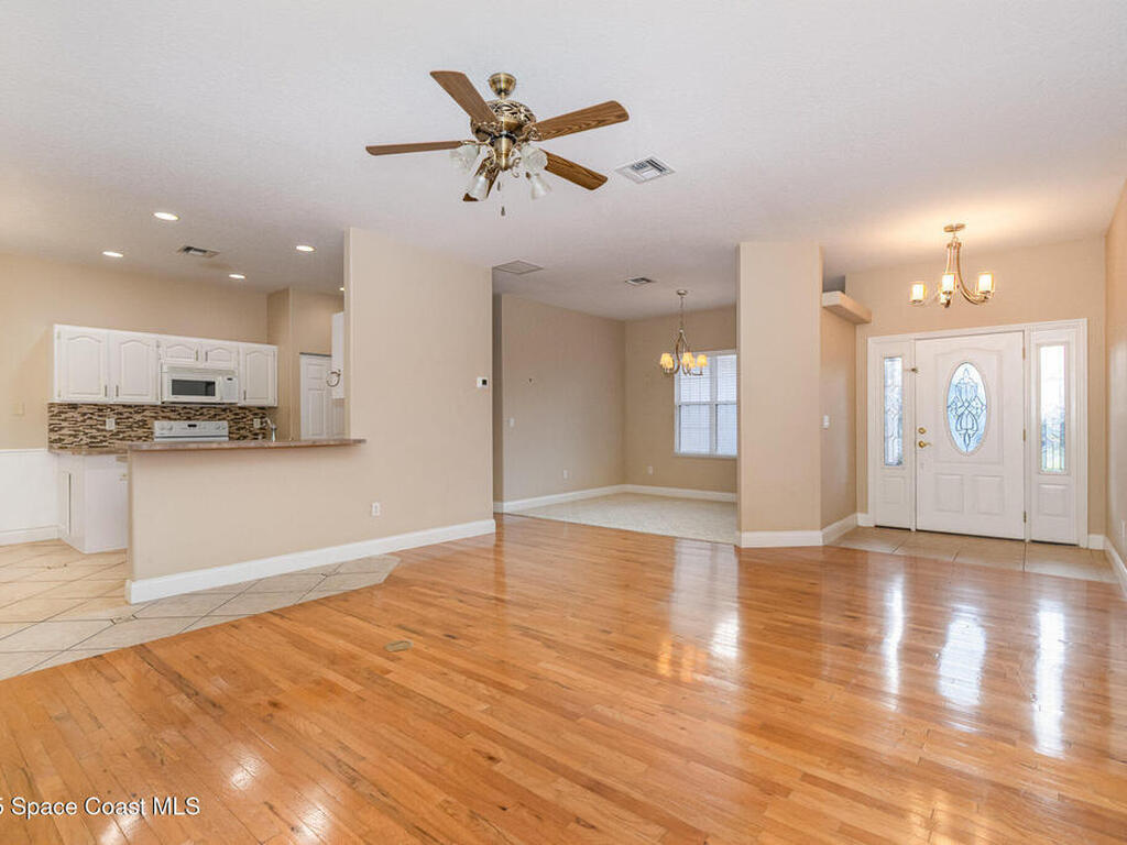 833 Parkwood Avenue, Titusville, FL 32796