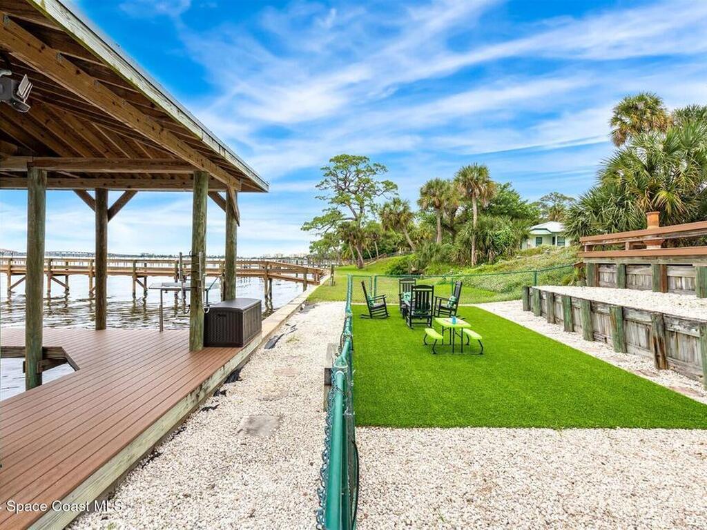 801 Grandview Drive, Merritt Island, FL 32952