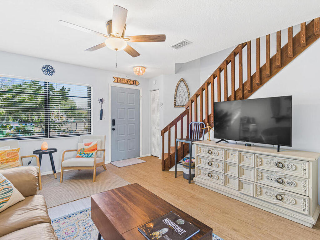 117 Harbor Drive, Cape Canaveral, FL 32920