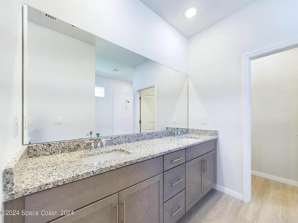 542 Lambright Street, Palm Bay, FL 32908