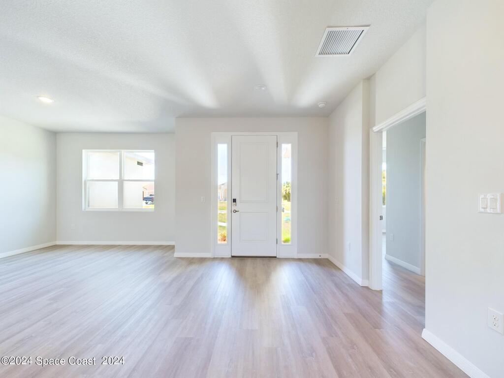 542 Lambright Street, Palm Bay, FL 32908