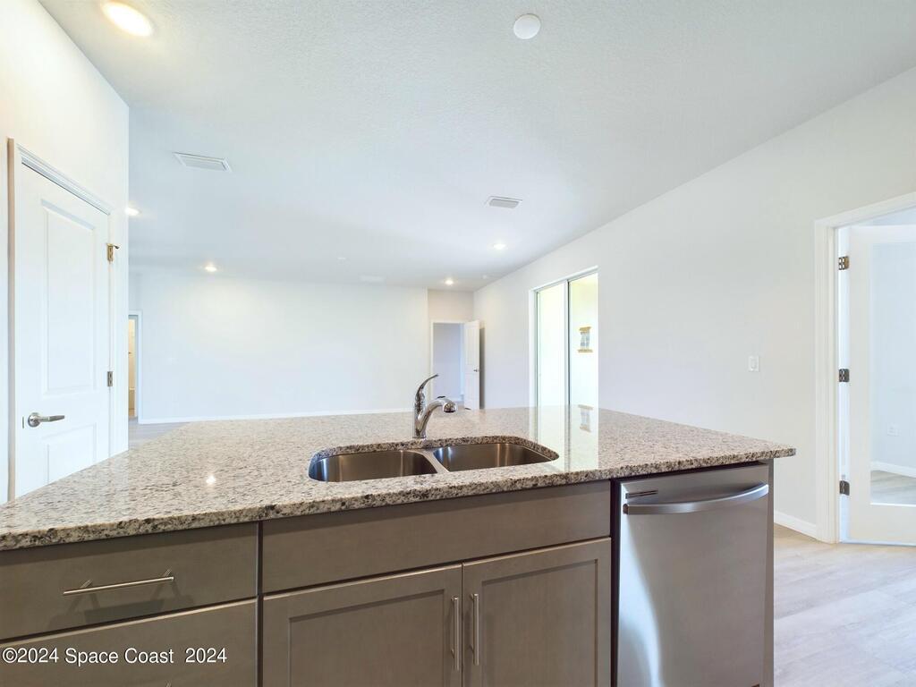 542 Lambright Street, Palm Bay, FL 32908