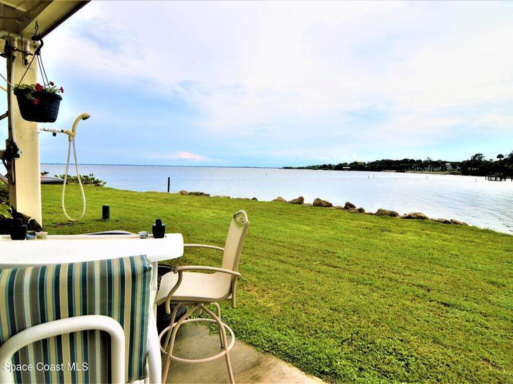 4997 Riveredge Drive, Titusville, FL 32780