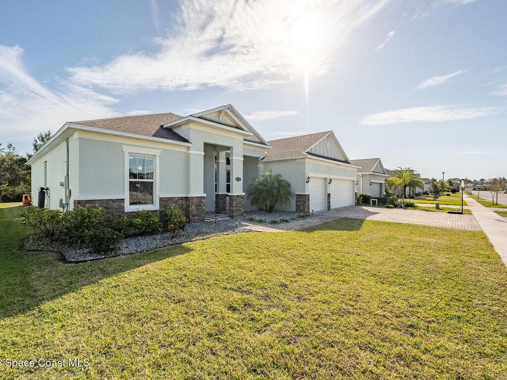 1984 Crossbill Drive, Titusville, FL 32796