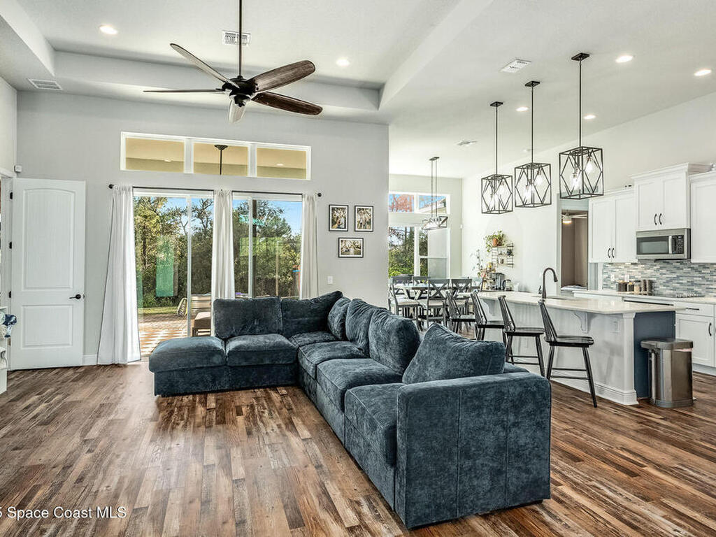 1984 Crossbill Drive, Titusville, FL 32796