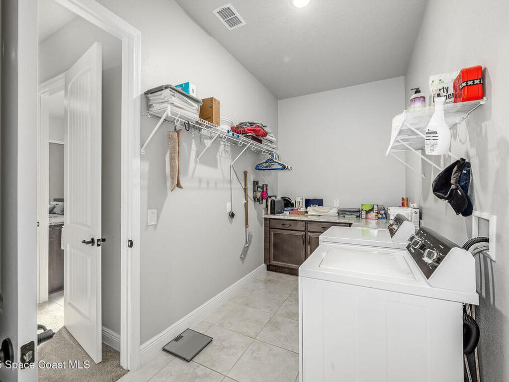 1984 Crossbill Drive, Titusville, FL 32796