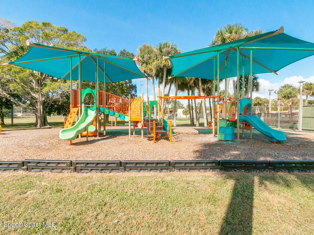 1984 Crossbill Drive, Titusville, FL 32796