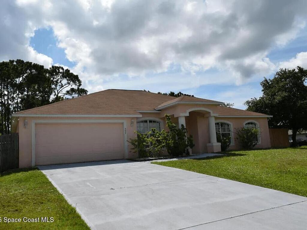 999 Carver Road, Palm Bay, FL 32909