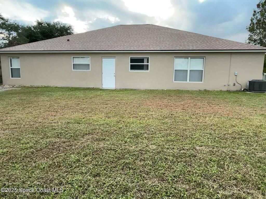 999 Carver Road, Palm Bay, FL 32909