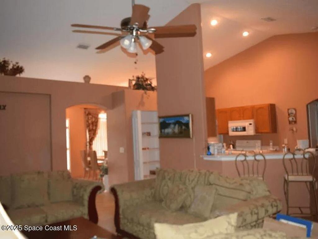 999 Carver Road, Palm Bay, FL 32909