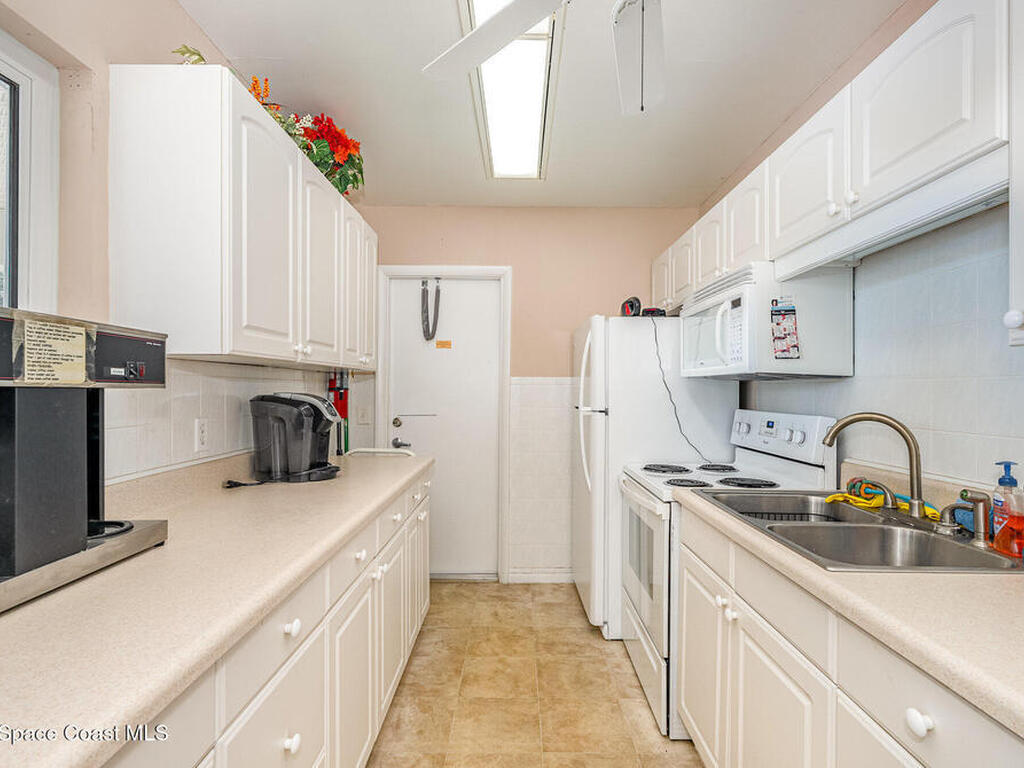 291 Cape Shores Circle, Cape Canaveral, FL 32920
