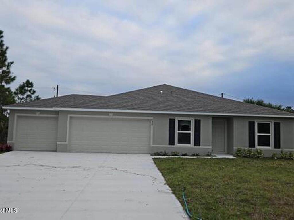 638 Floyd Street, Palm Bay, FL 32909