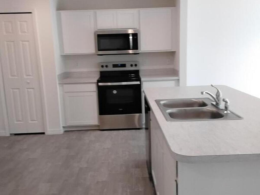 638 Floyd Street, Palm Bay, FL 32909