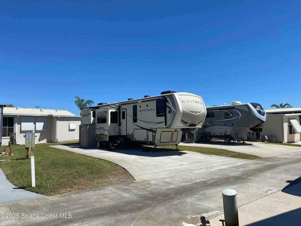 3042 Discovery Place, Titusville, FL 32796