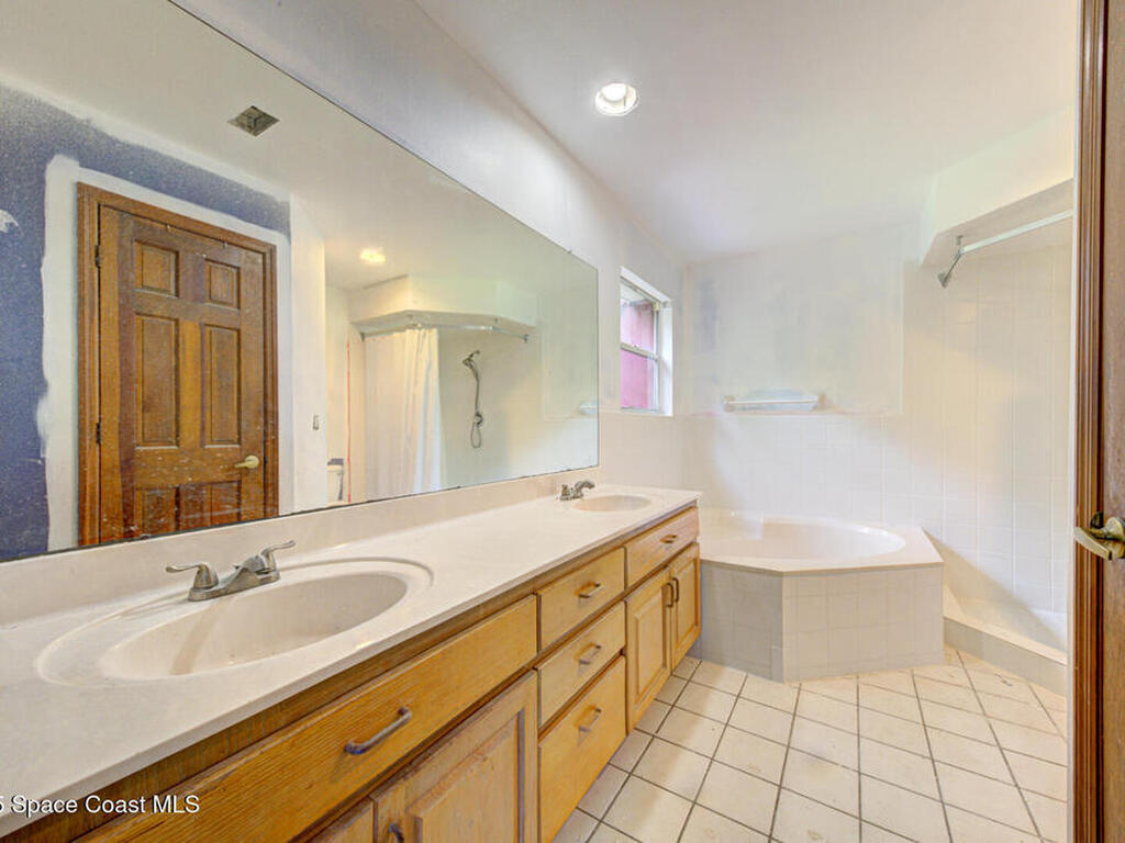 7459 Windover Way, Titusville, FL 32780