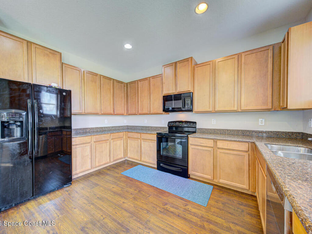 264 Wishing Well Circle, Palm Bay, FL 32908