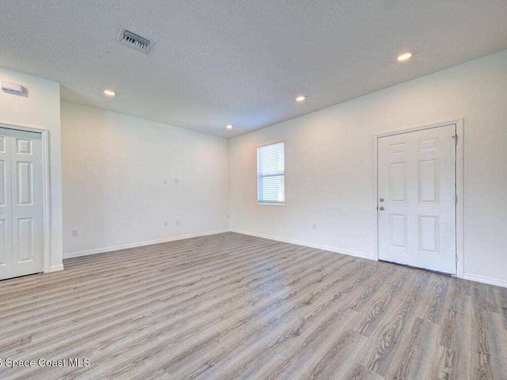 906 Tolson Street, Palm Bay, FL 32909