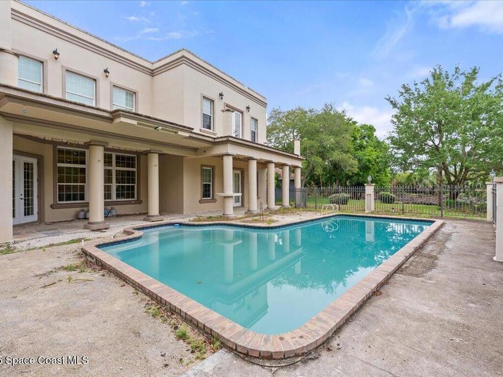 51 Bayshore Court, Rockledge, FL 32955