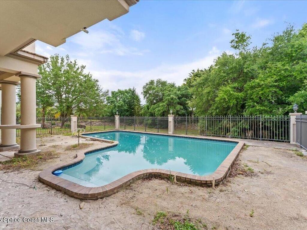 51 Bayshore Court, Rockledge, FL 32955
